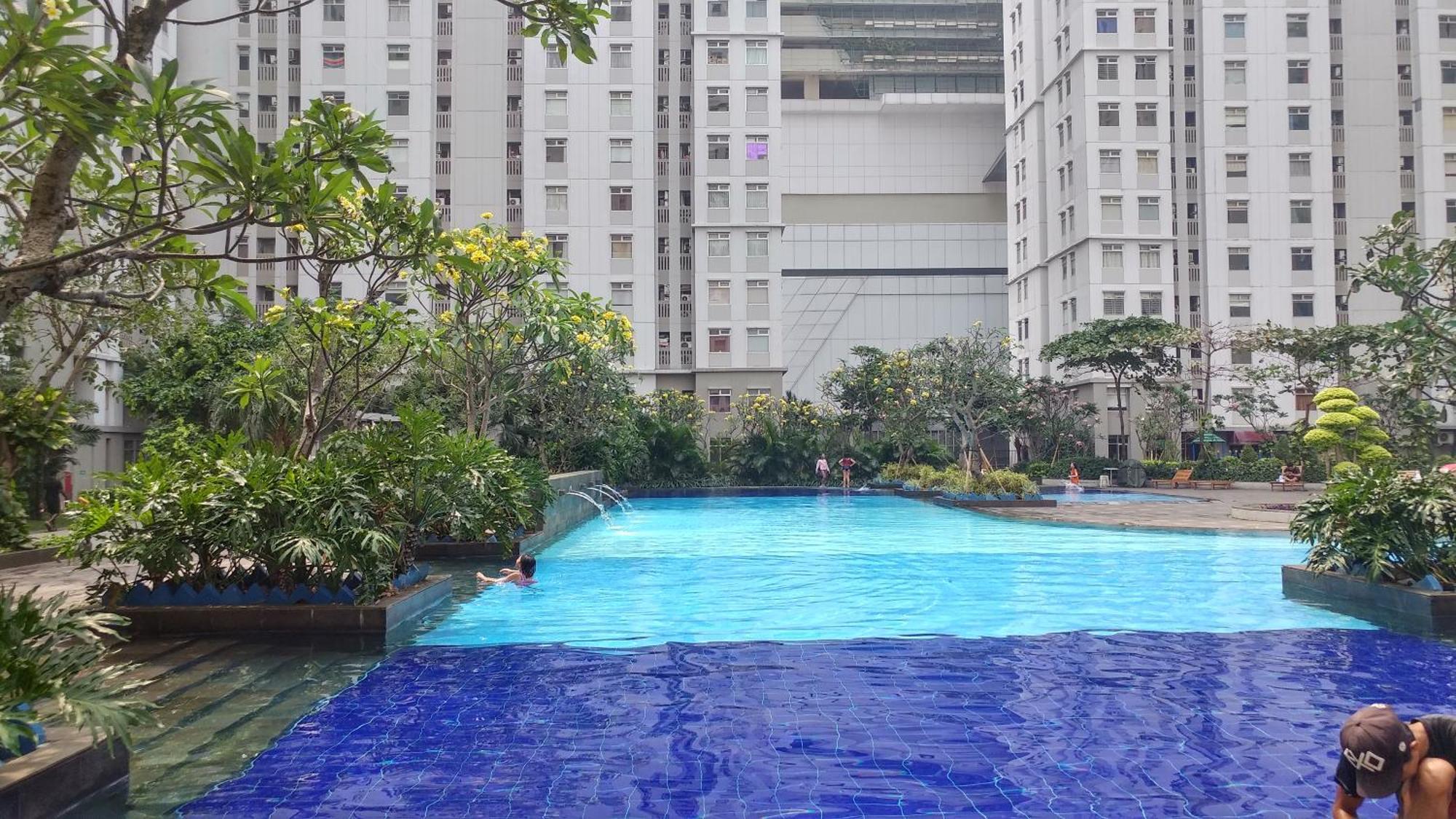 2Br Cozy At Green Bay Pluit Apartment Baywalk By Travelio Джакарта Екстер'єр фото